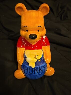 Disney Winnie the Pooh Ceramic Figure in Yellow, Red, Blue